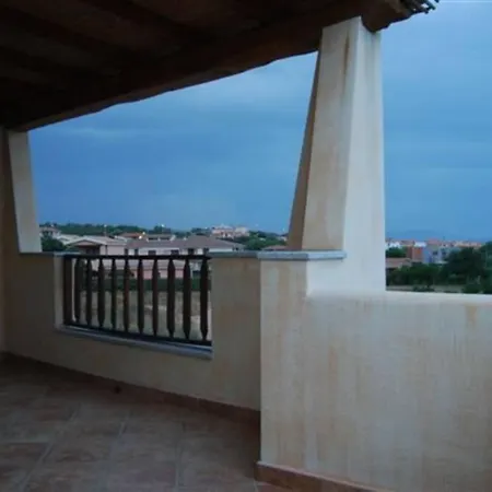 - Trilocale Con Terrazza Panoramica * Murta Maria